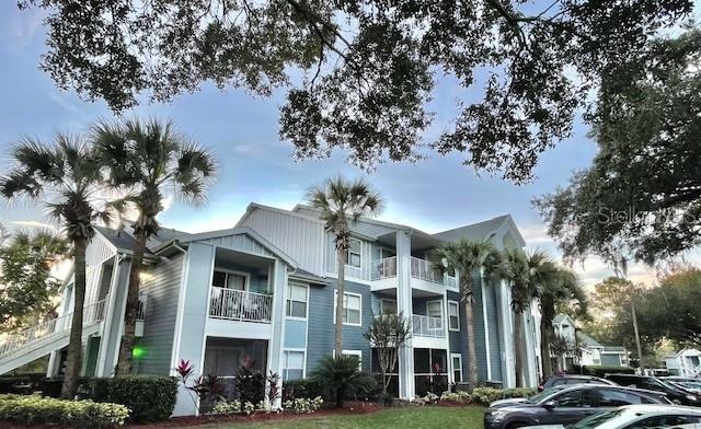 717 Secret Harbor Ln