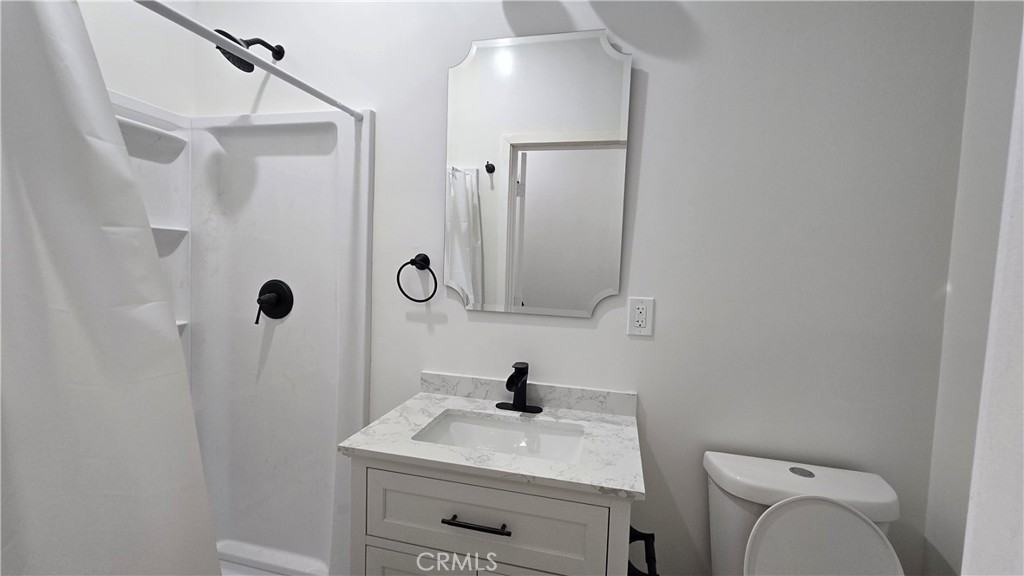 1036 Beacon Ave #1036-1036 - Photo 5 of 7