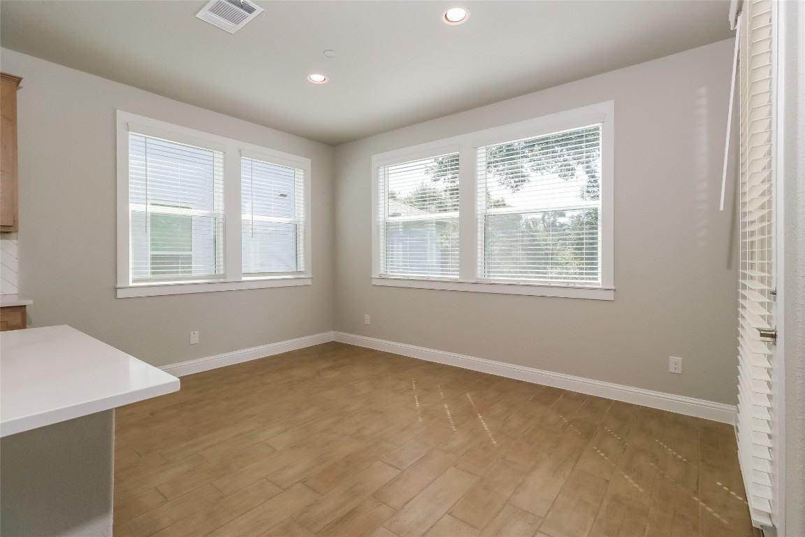 2605 Sam Bass Rd #2605-42 - Photo 6 of 27