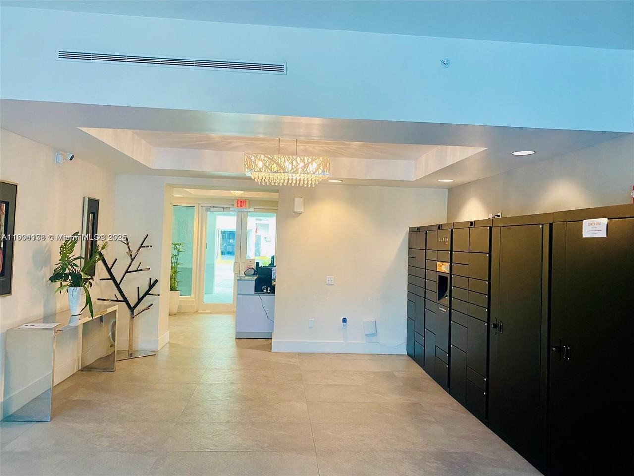 14951 Royal Oaks Ln #14951-405 - Photo 6 of 50