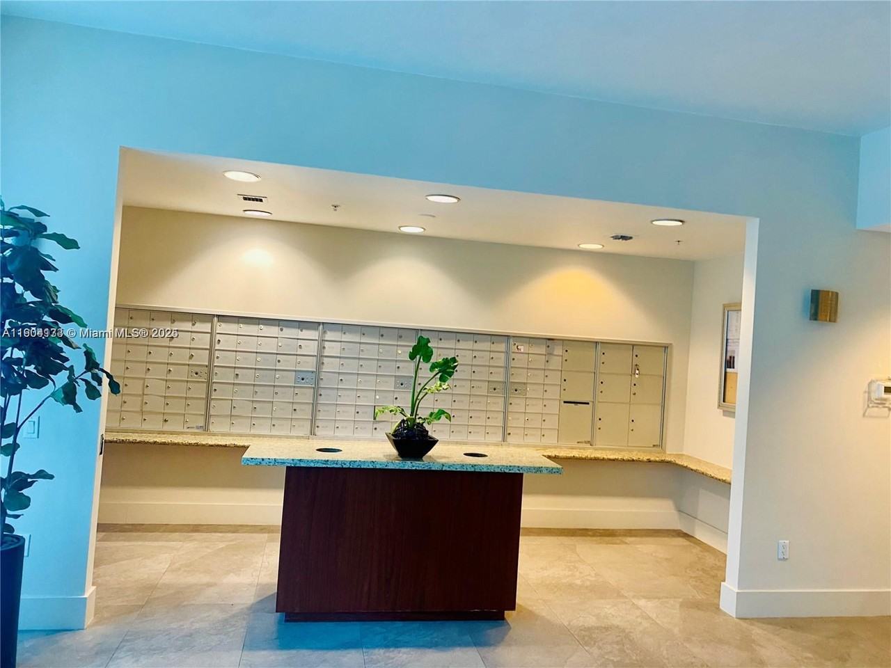 14951 Royal Oaks Ln #14951-405 - Photo 7 of 50