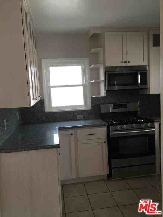 4425 Victoria Park Pl #4425 - Photo 5 of 15