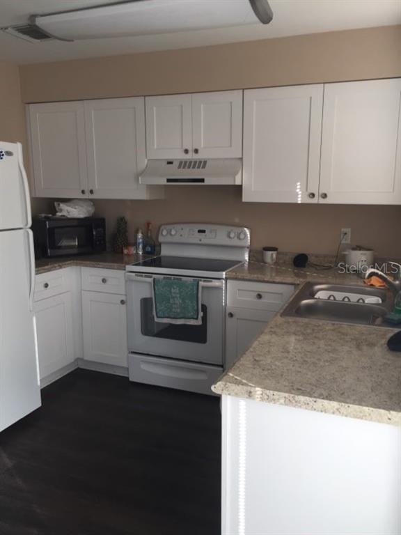 3941 Wingward Ave #3941 - Photo 5 of 11