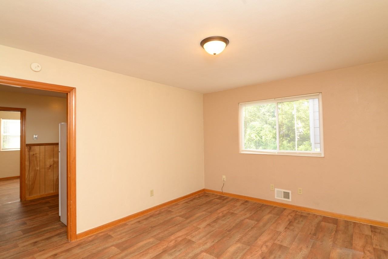 1002 E Capitol  - 7 #7 - Photo 5 of 18