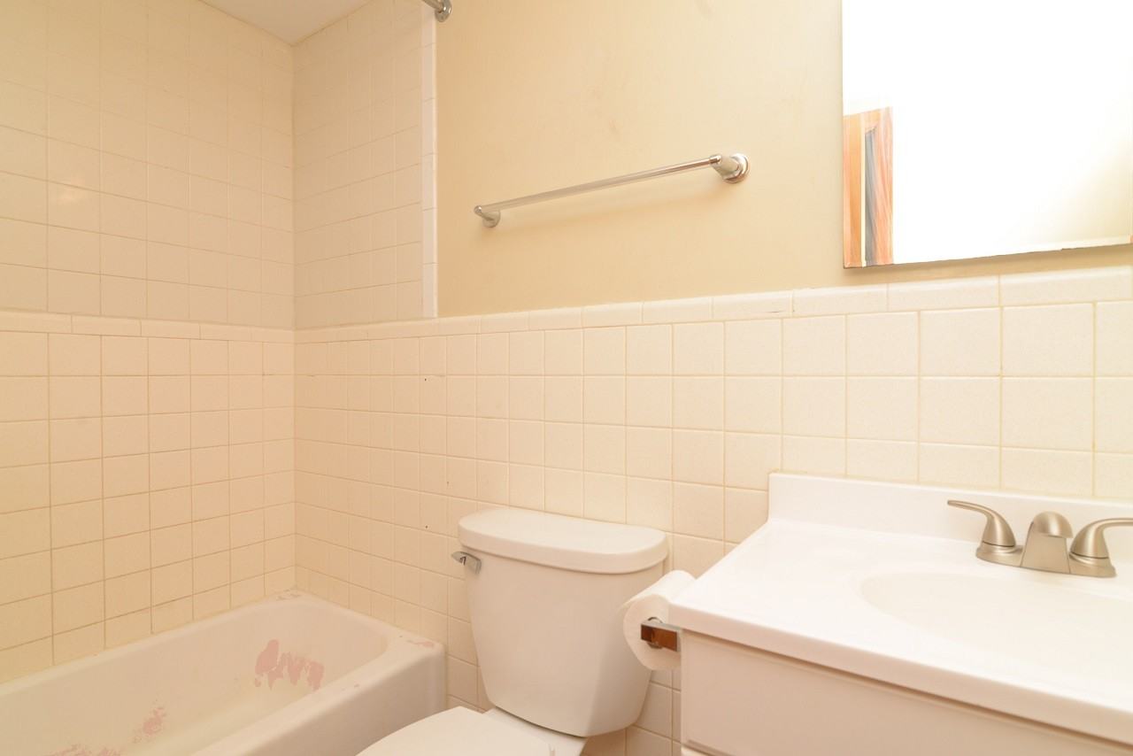 1002 E Capitol  - 7 #7 - Photo 6 of 18