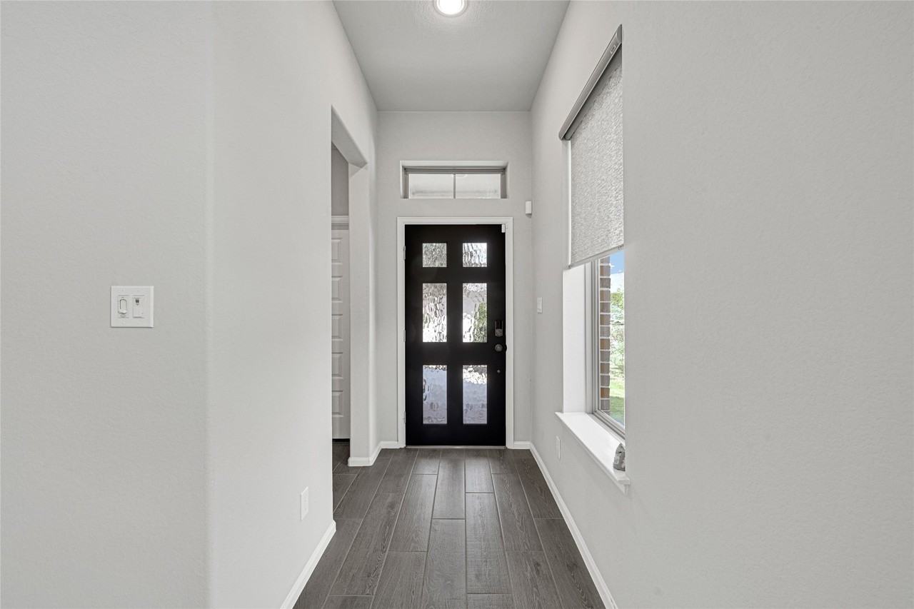 10830 Cassiopeia Creek Cir #10830 - Photo 7 of 26