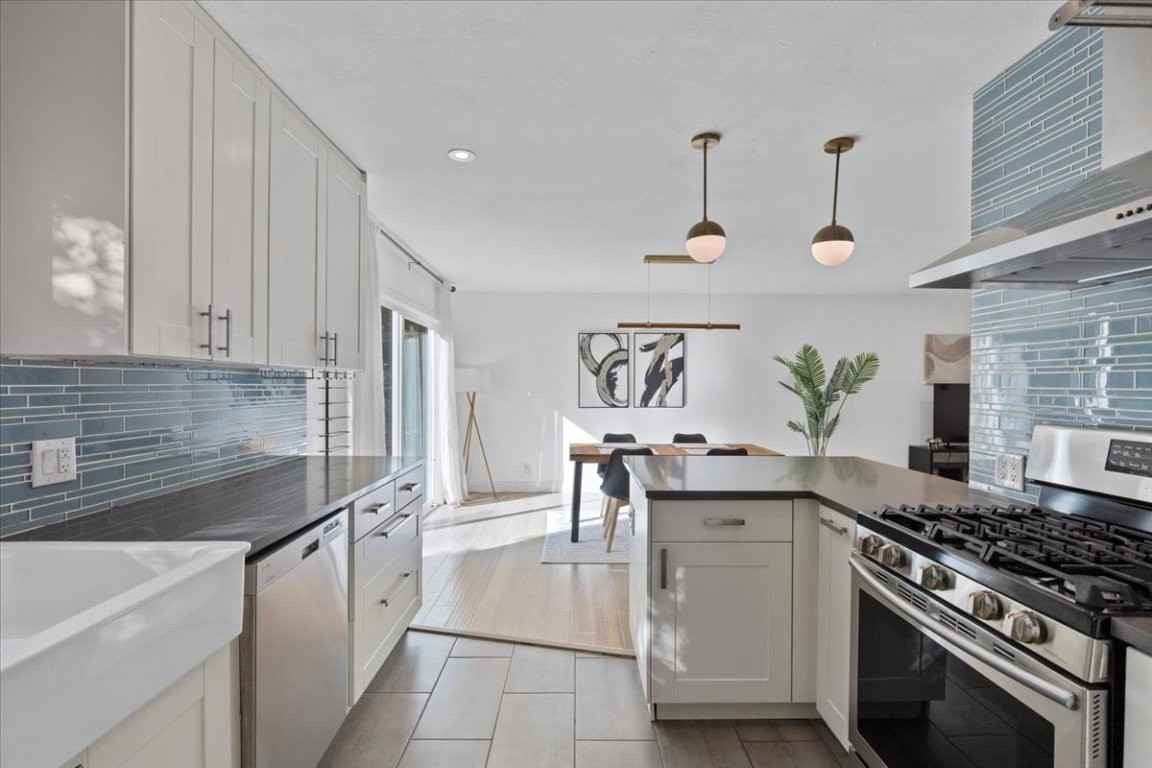 5313 Harvest Ln #5313 - Photo 5 of 28