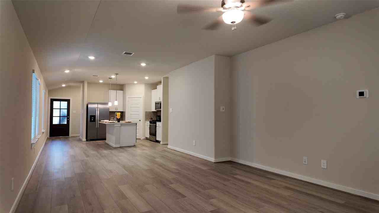 16976 Juniper Blossom Bnd #16976