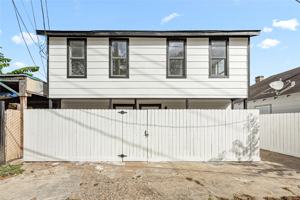 featured image of 3229 Holman St