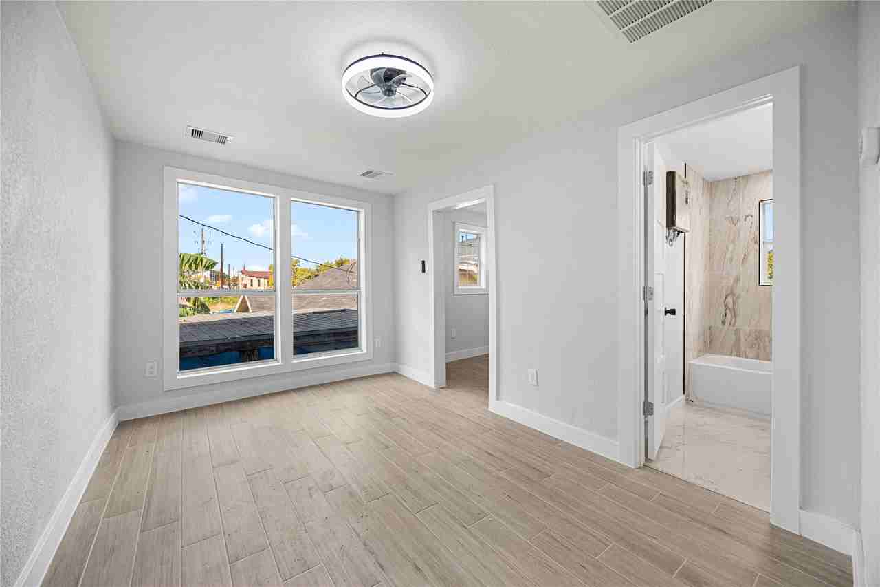 3229 Holman St #3229-4 - Photo 7 of 30