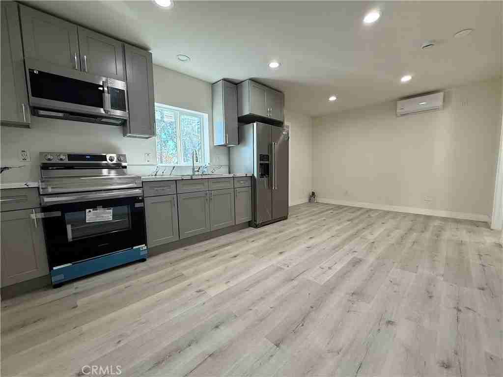 7698 Lime Ave #7698 - Photo 4 of 7