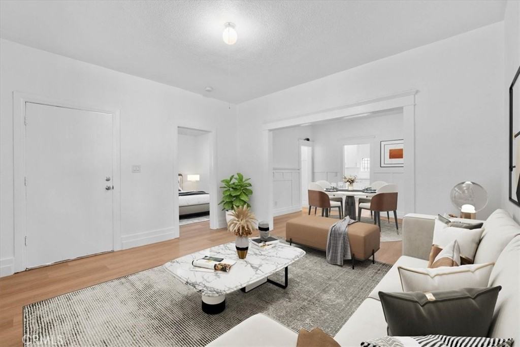 608 N Bonnie Brae St #608 - Photo 5 of 9