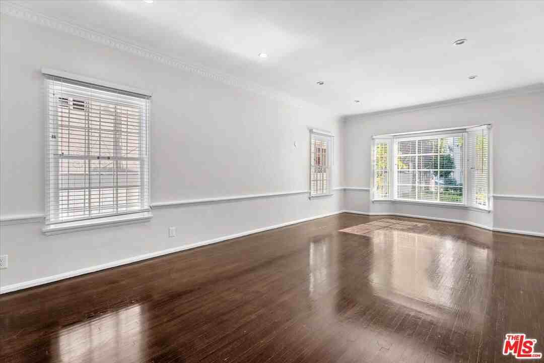 9689 W Olympic Blvd #9689 - Photo 6 of 10