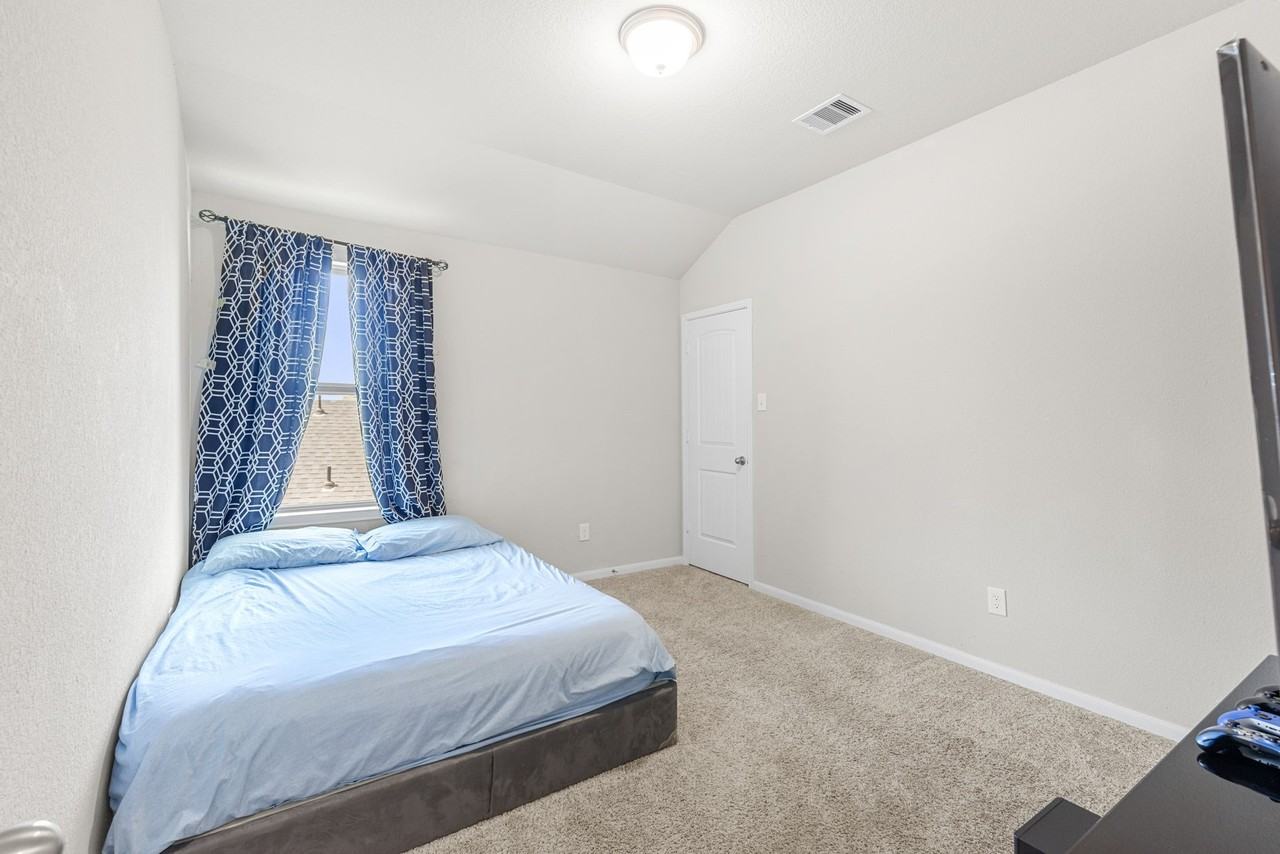 5006 Sunway Dr #5006 - Photo 4 of 40