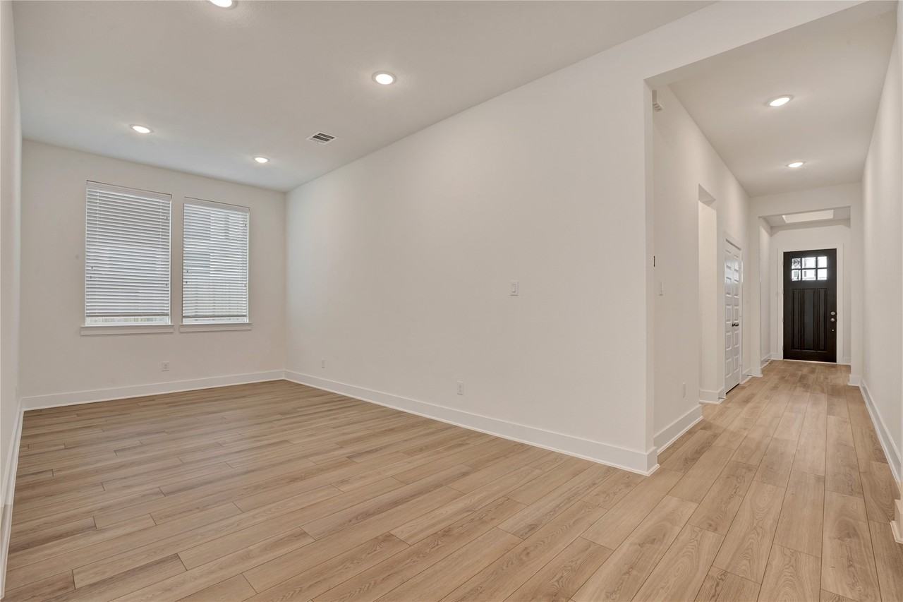 6027 Churchill Springs Ln #6027 - Photo 2 of 25