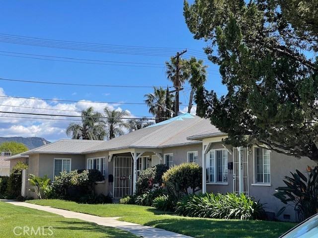 2542 N Brighton St #2542 - Photo 2 of 16