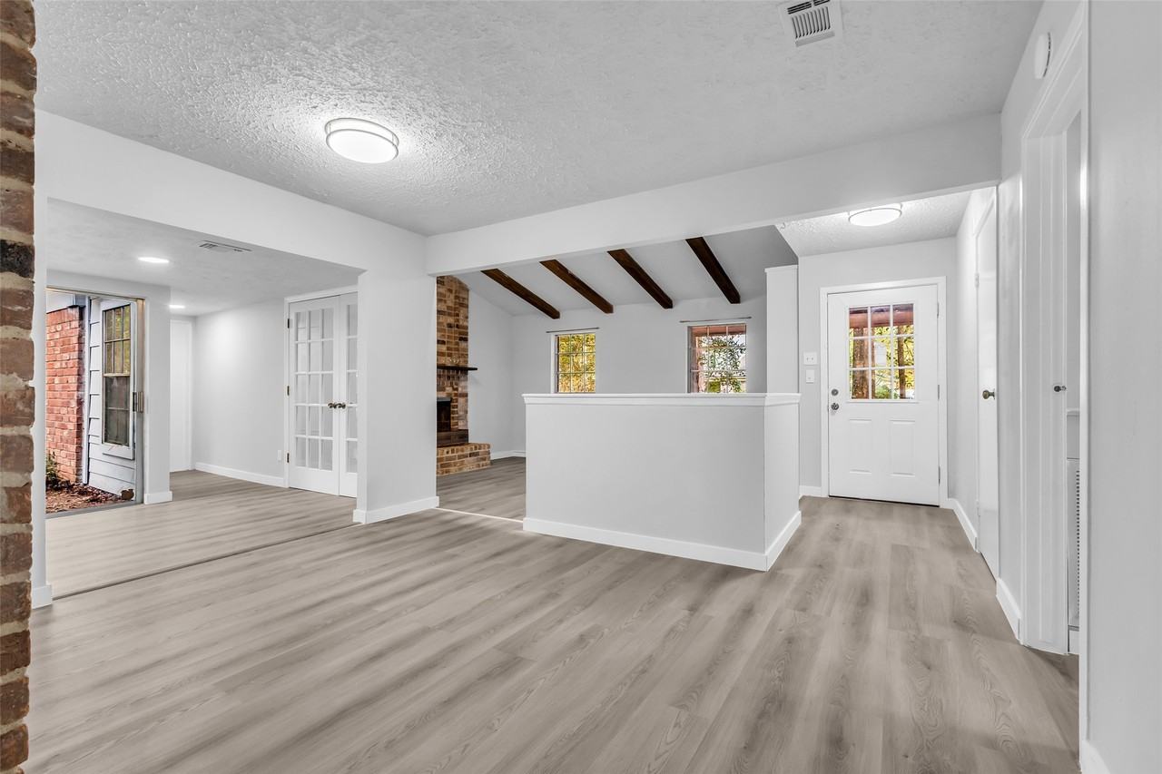 11829 S Red Cedar Cir #11829 - Photo 2 of 37