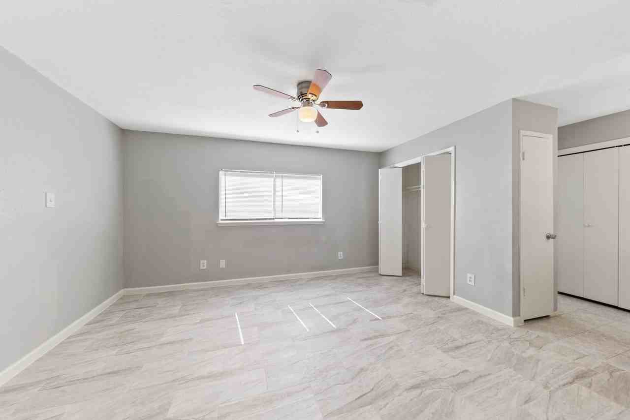 10635 Autumn Meadow Ln #10635 - Photo 4 of 15