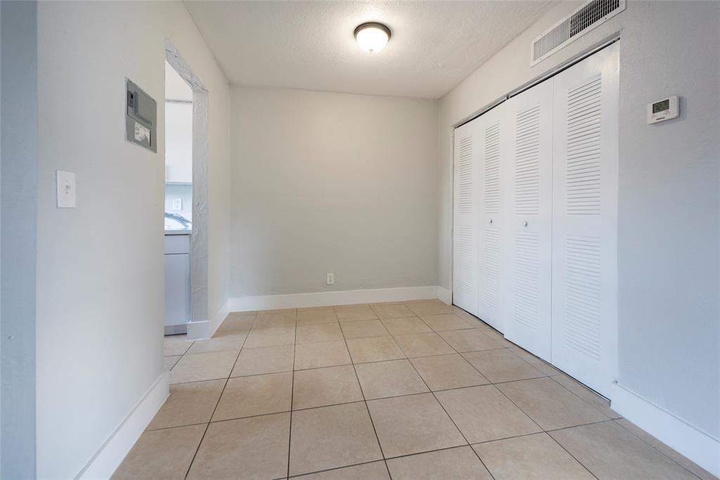 2109 Davie Blvd #2109-150 - Photo 5 of 12