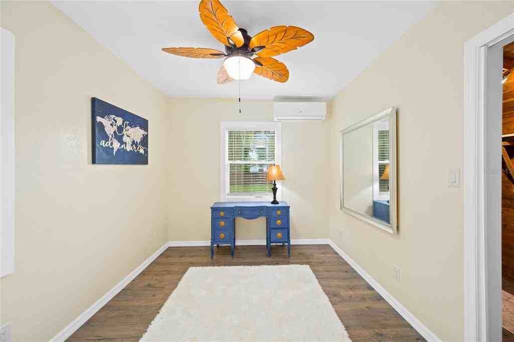 245 S Rhodes St #245 - Photo 7 of 39