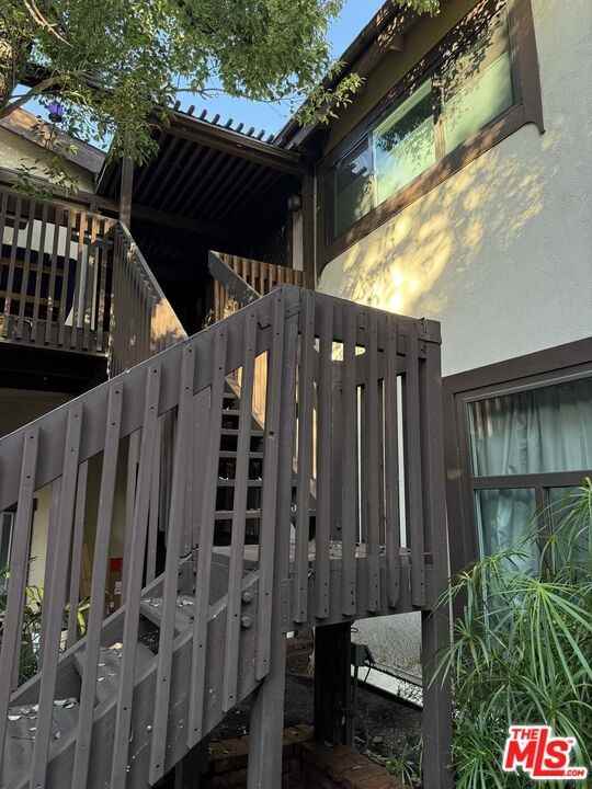 15457 Moorpark St #15457-6 - Photo 3 of 17