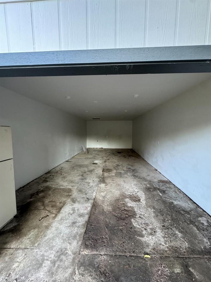 4051 69th St #4051 - Photo 6 of 20