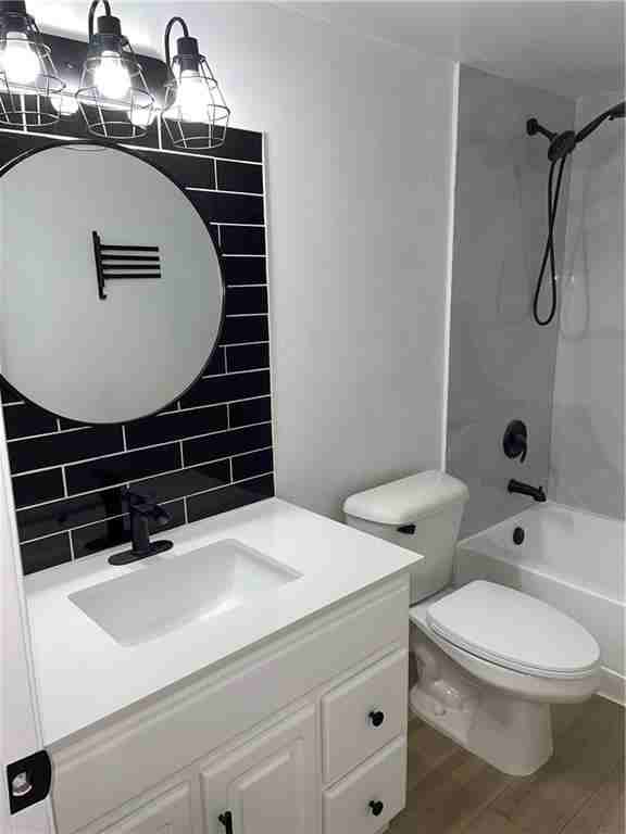 1223 Sw 46th Ave #1223-108 - Photo 4 of 11