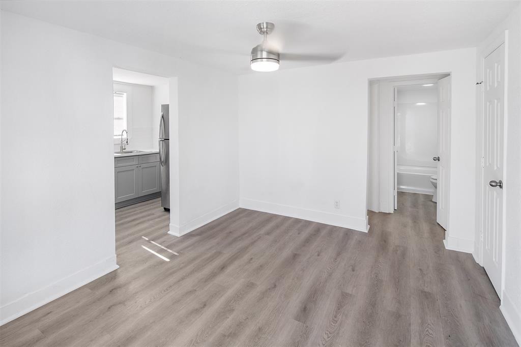 1911 Benson St #1911-2 - Photo 6 of 12