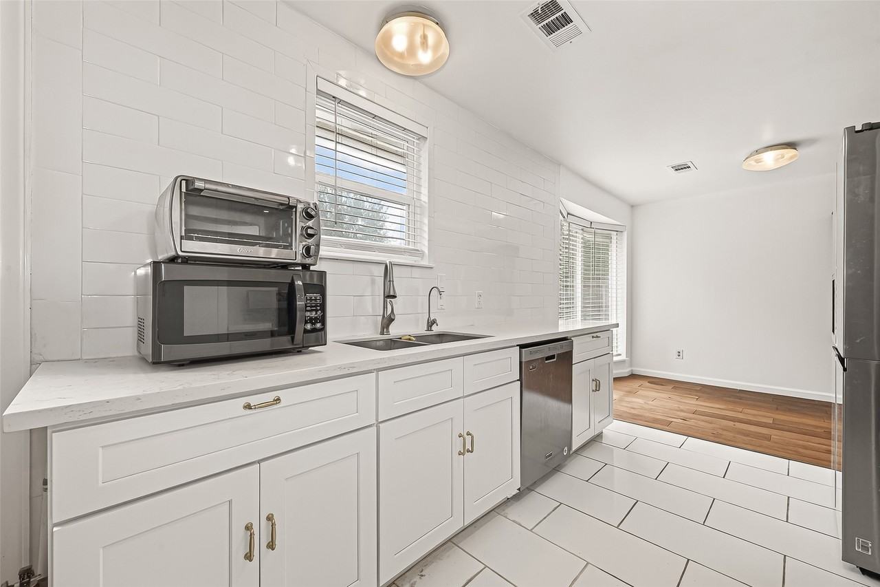 10823 Sandstone St #10823 - Photo 5 of 43