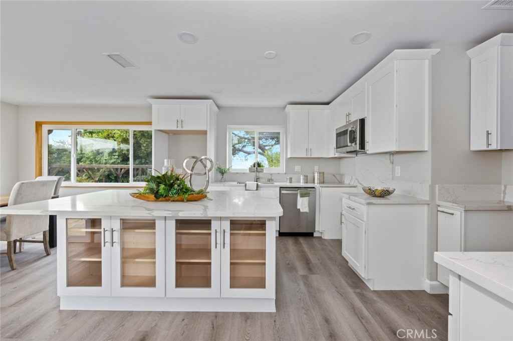 858 Reposado Dr #858 - Photo 2 of 14