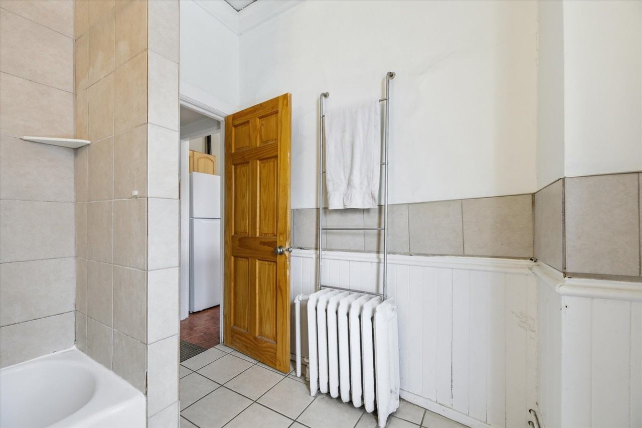 514 5th Avenue Southeast #2 - Photo 7 of 27