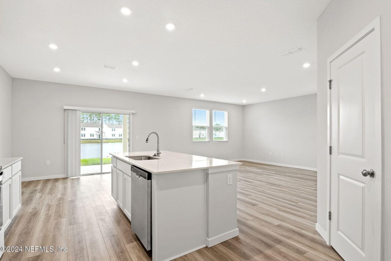 14726 Cashew Ave #14726 - Photo 3 of 22