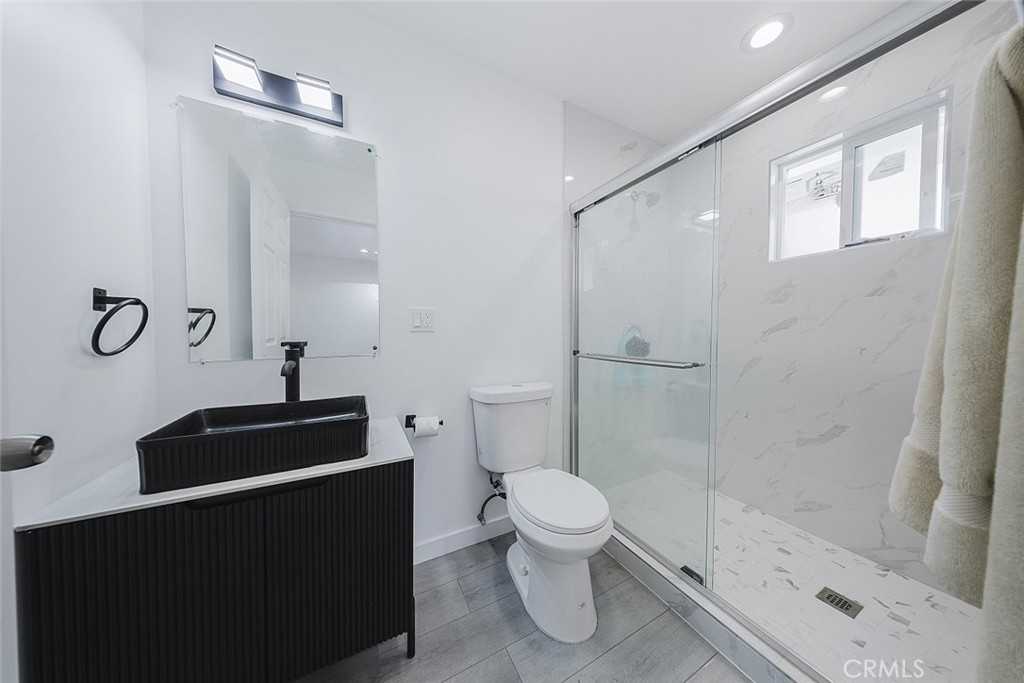 10503 Cantara St #10503