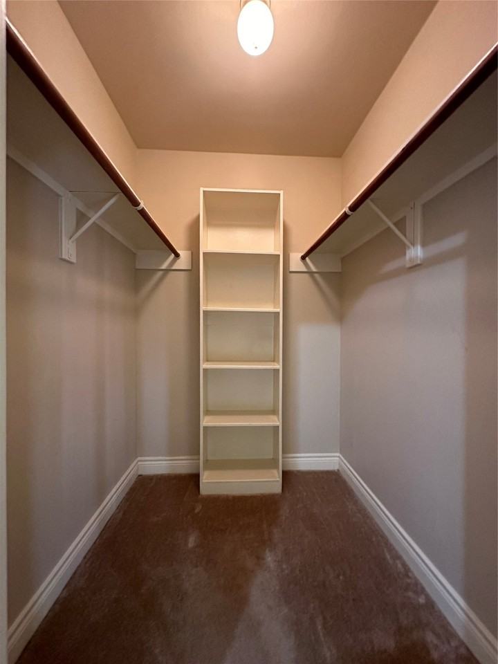 9114 Harbor Hills Dr #9114 - Photo 4 of 17