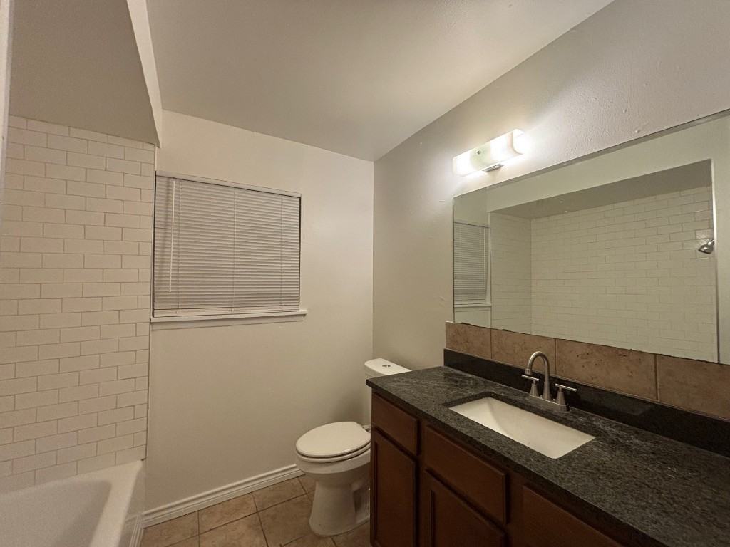 1804 W Avenue H #1804D - Photo 2 of 8