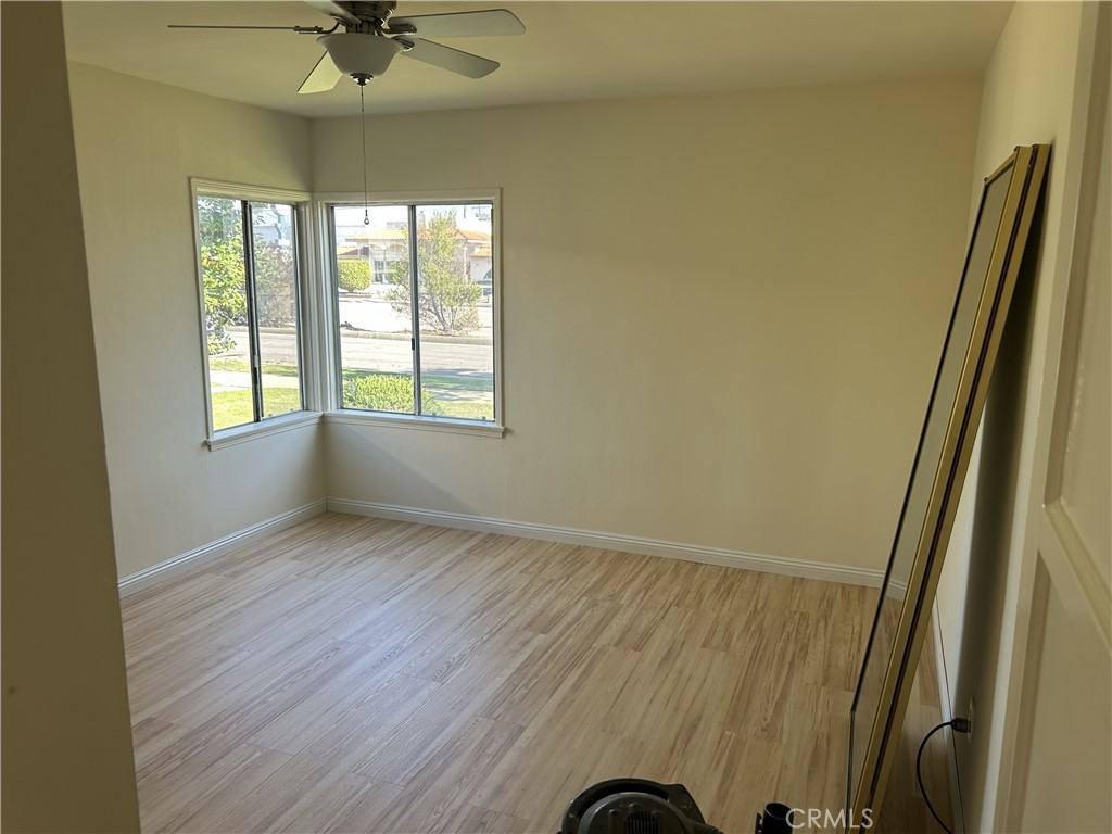 3855 Cherry Ave #3855 - Photo 5 of 6