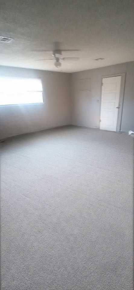 1104 W Washington Ave #1 - Photo 3 of 4