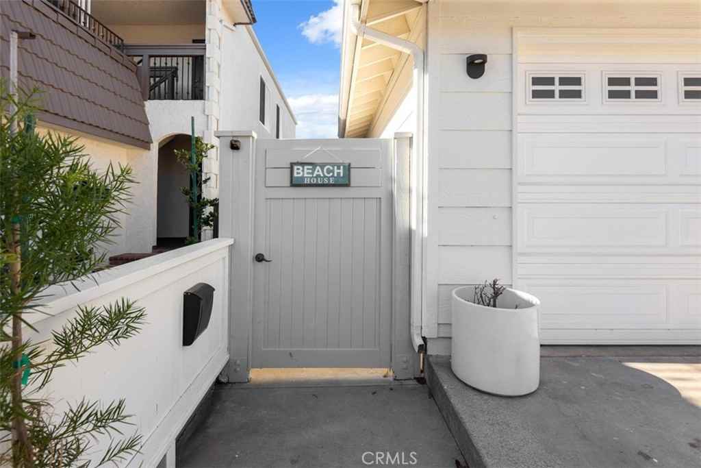 33821 El Encanto Ave #33821 - Photo 2 of 21