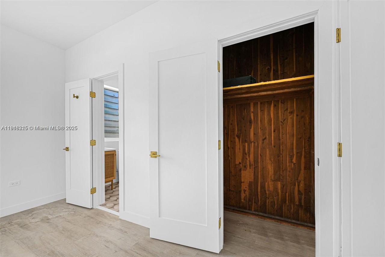 641 10th St #641-5 - Photo 4 of 36