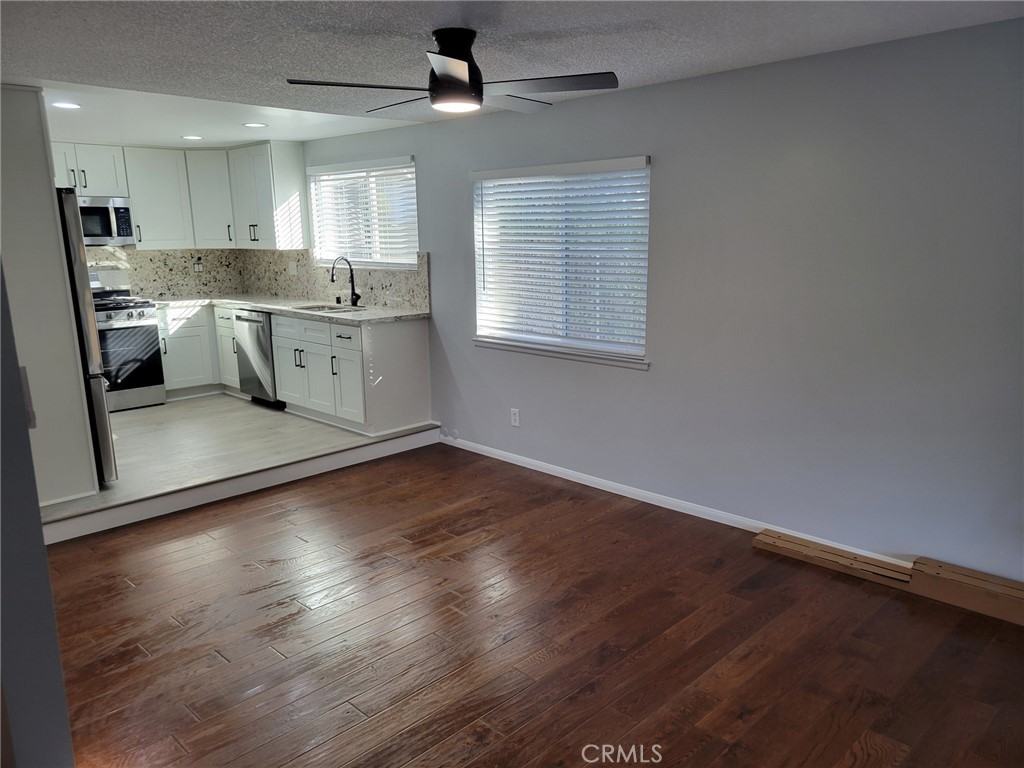 8417 Joan Ln #8417 - Photo 5 of 11