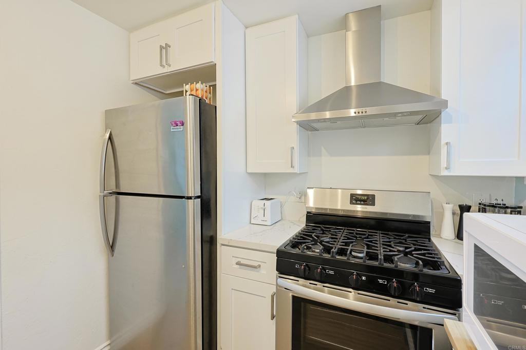 207 C Ave #207 - Photo 2 of 33