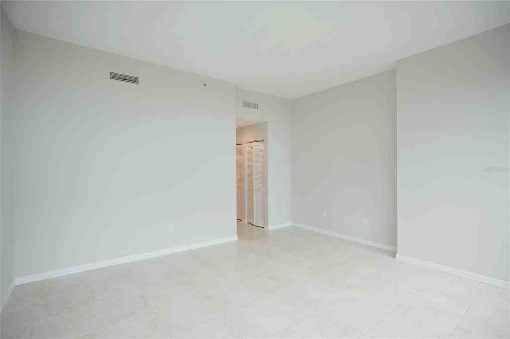 988 Blvd Of The Arts #988-115 - Photo 6 of 38