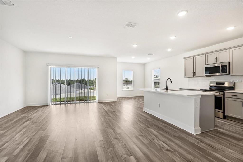 13112 Siam Dr #13112 - Photo 3 of 46