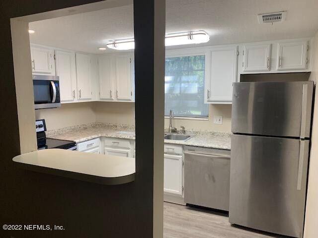 5201 5201 Atlantic BlvdUnit 5 #0 - Photo 5 of 20