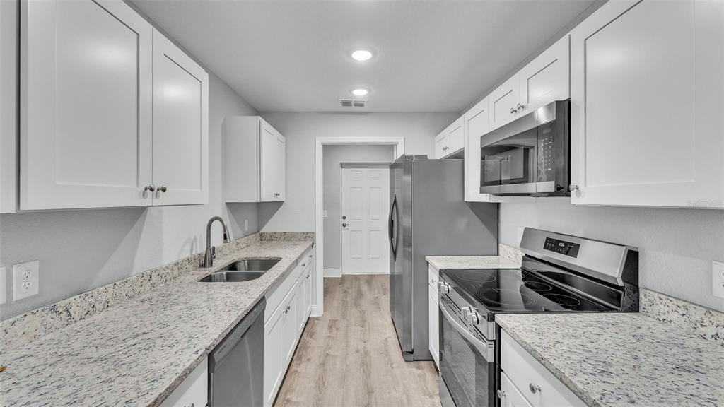 514 2nd St Sw #514 - Photo 4 of 24