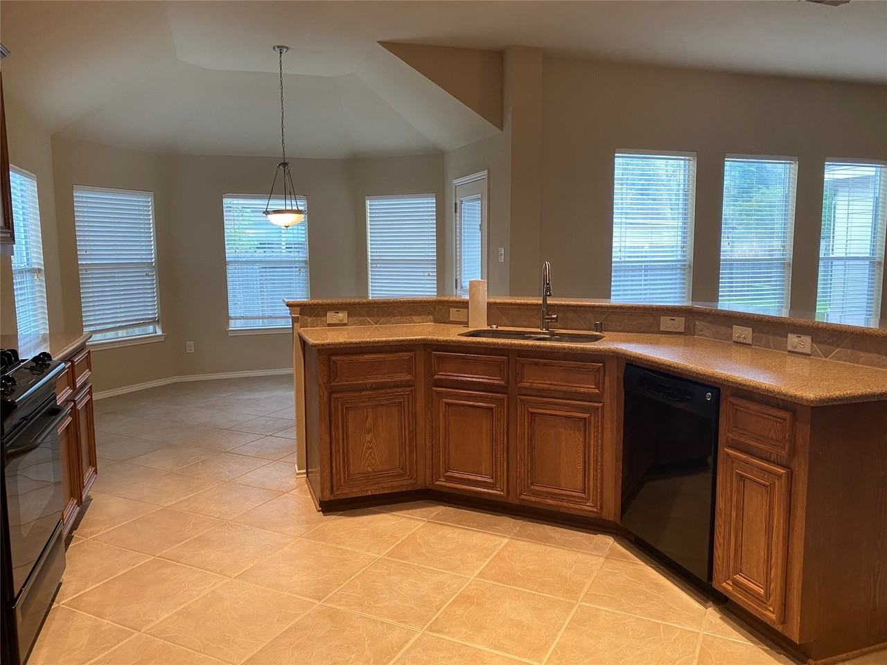 28010 Brendon Trail Ct #28010 - Photo 5 of 10