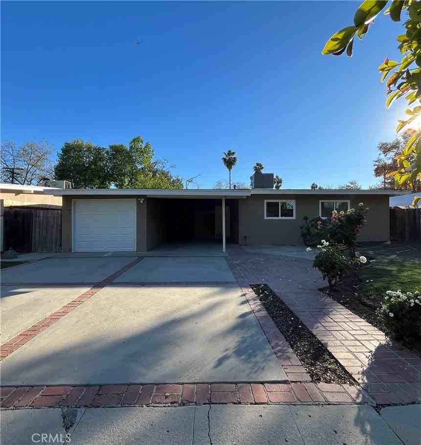 18708 Keswick St #18708 - Photo 2 of 16