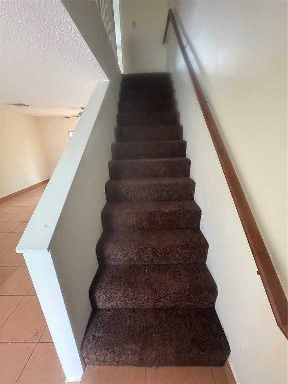 2845 Ne 15th St #2845 - Photo 4 of 9