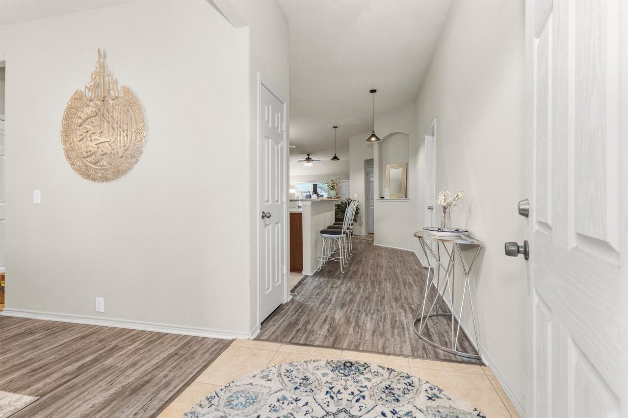 30406 Mesa Valley Dr #30406 - Photo 2 of 29