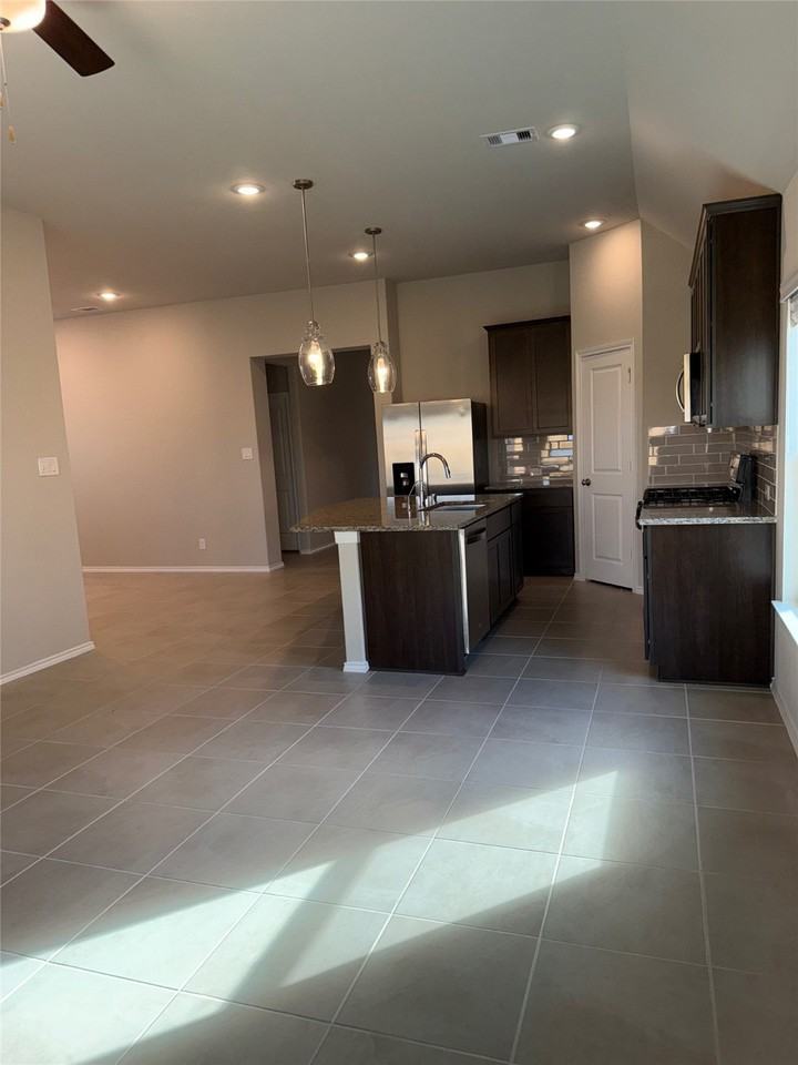 31965 Retama Ranch Ln #31965 - Photo 3 of 18